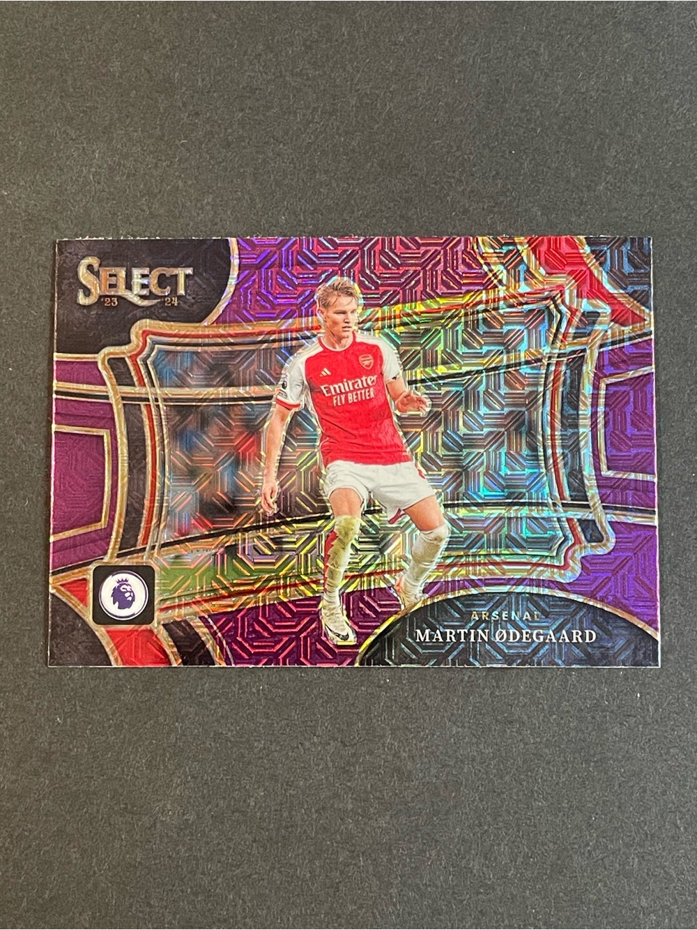 Martin Ødegaard 2023-24 Panini Select EPL Field Level Purple Mojo #222 Card
